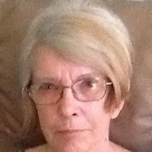 Meet your Posher, Claudia